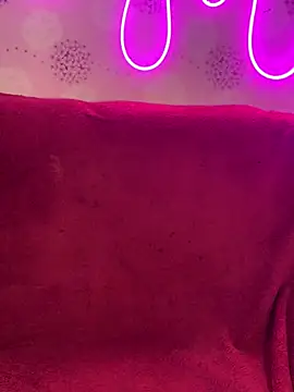 Cammgirlmii's Live XXX Chat