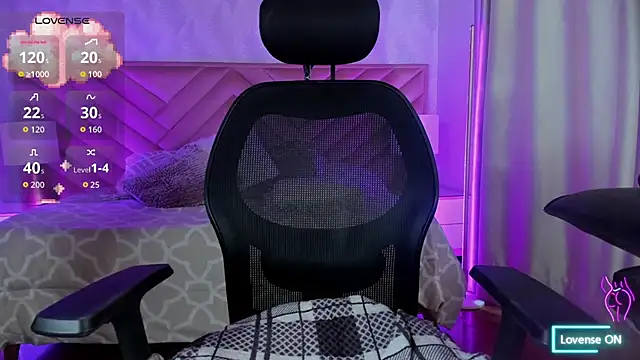 alice_kingsley_'s Live XXX Chat