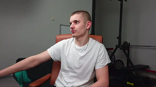 Онлай н чат XXX Mark_Karson