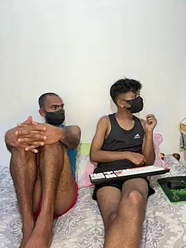 ShayanLK élő XXX-chatje