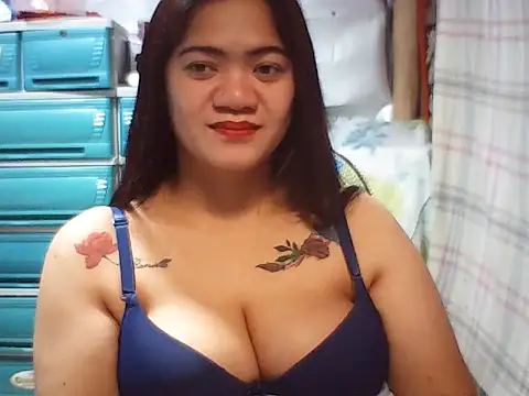 PreggyHotBigBoobs 即時 XXX 聊天