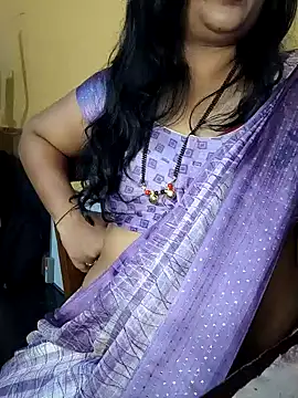 Angel0731: διαδικτυακό σόου στην κάμερα