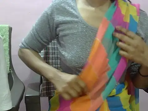 دردشة Laila_Cute الجنسية المباشرة