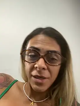 sabrinaneves' Live XXX Chat