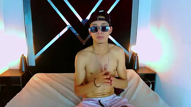 Axel_Marcu élő XXX-chatje