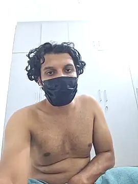 nihal4uuu élő XXX-chatje