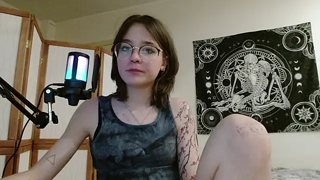 Mysterious_Toy Live XXX-Chat