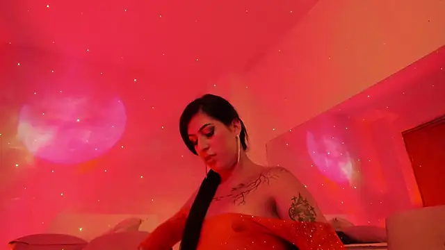 Naomy2033's Webcam Show