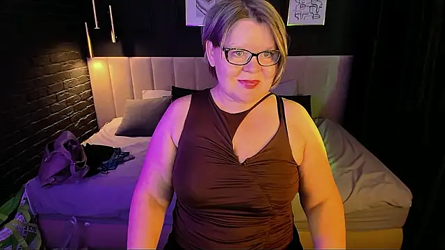 Shannonshine's Live XXX Chat