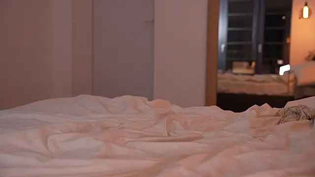 ibiddi 即時 XXX 聊天