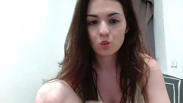 desirmiss1 élő XXX-chatje