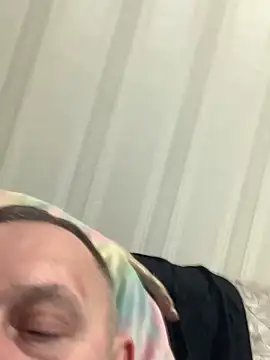 Frosl élő XXX-chatje