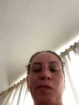 HealingHoney live XXX chat