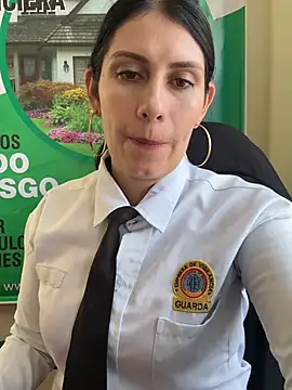 Alysson-- 即時 XXX 聊天