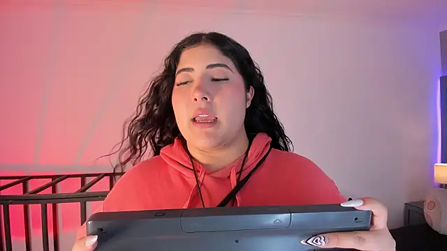 AmberiniHoffman Live XXX-Chat