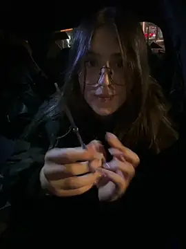 XXX chat uživo modela meow_girl