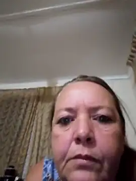 Kimmyb777: онлайн-секс-чат