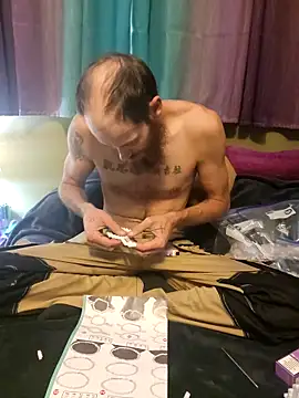 Онлайн чат XXX Bigwhitedick_88