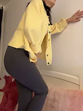 Ella-AAAAA's Live XXX Chat