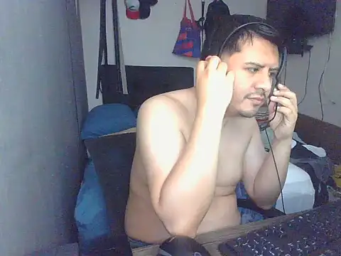 Xxxristiano élő XXX-chatje