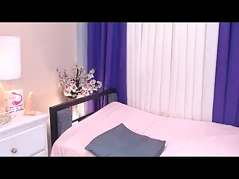 MelissaHardSexTS Show in webcam