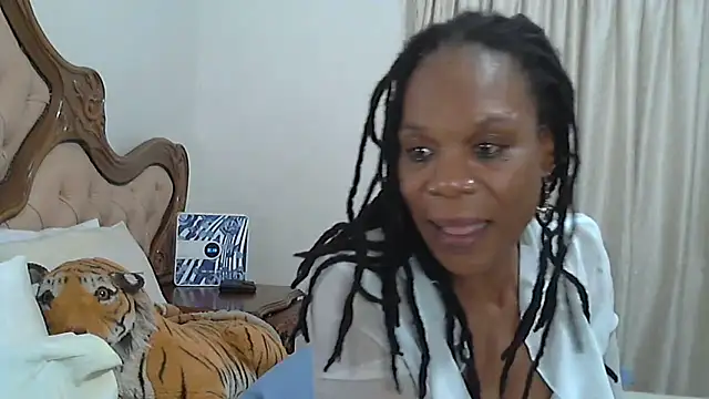 Hotcougar live XXX chat