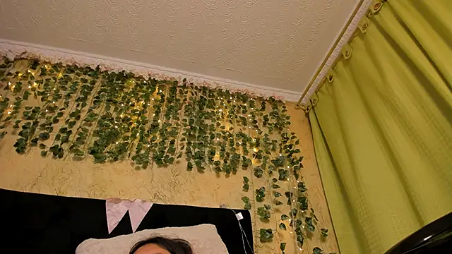 Онлайн чат XXX Emma_Nm