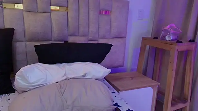 Zoe_Cuttee's Live XXX Chat