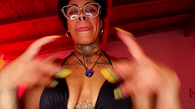 Chat XXX ao vivo de Canela_Osada_