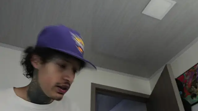 trieone Chat XXX in diretta