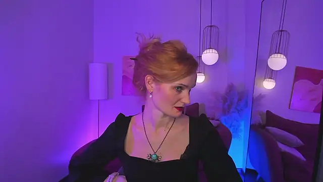 SaraSubtlety Chat XXX live