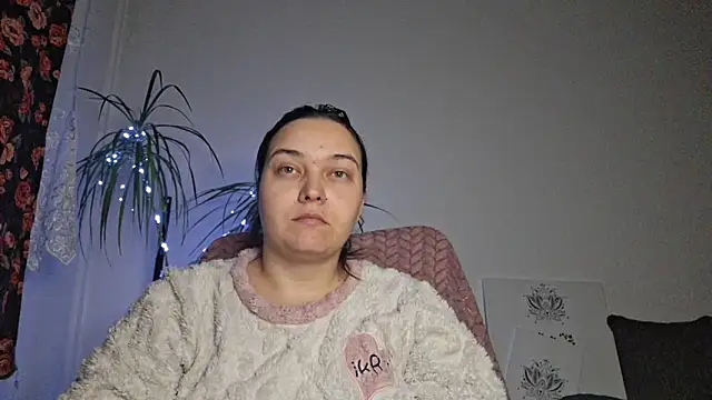 Cyndee_Winter Adlı Modelin Canlı XXX Sohbeti