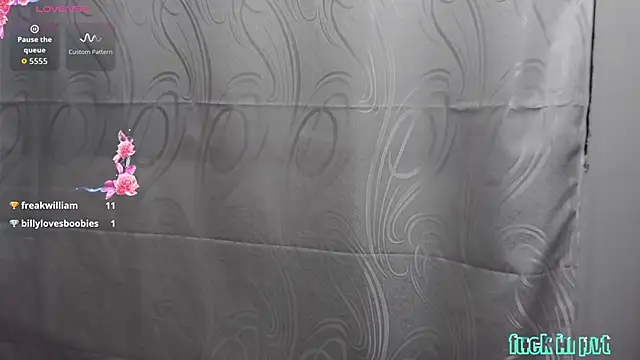 umarany Live XXX Chat