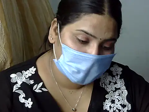 Chat +18 de cutelady65 ao vivo