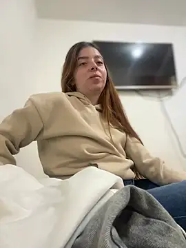 Chat +18 de Cloew_Marz ao vivo