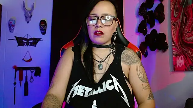 LilithSharon Live XXX-chat