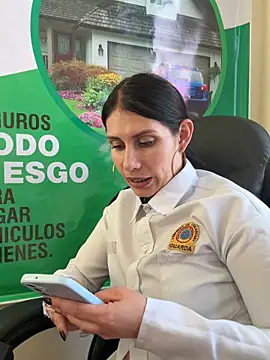 Alysson-- élő XXX-chatje