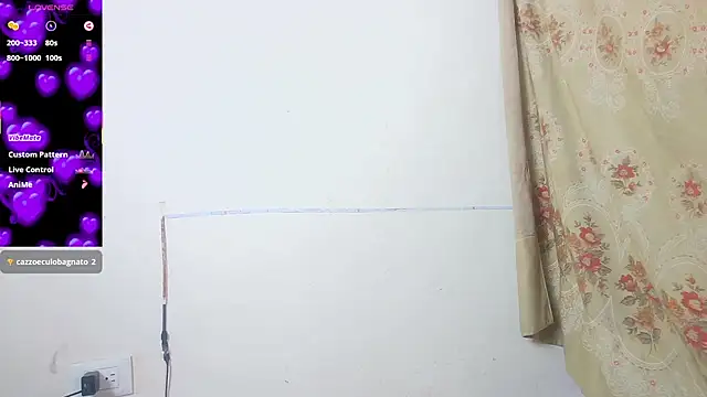 Naicollsxxx Adlı Modelin Web Kamerası Şovu