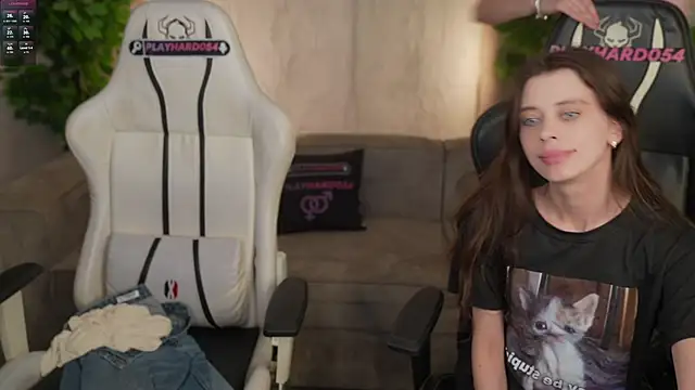 Онлайн чат XXX Regina_Sweet054