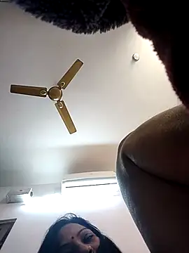 Chat +18 de Cute-Janvi20 ao vivo