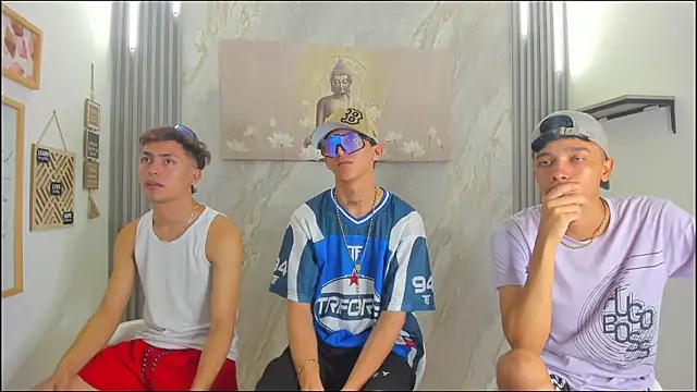 عرض كام VERY_HOT_GUYS