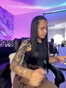 MAVI_EC Live XXX-chat