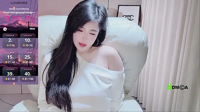 YunShan-33のライブXXXチャット