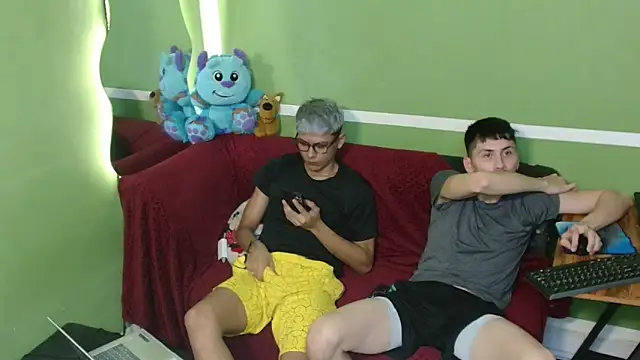 Онлайн чат XXX stebeen_smithh