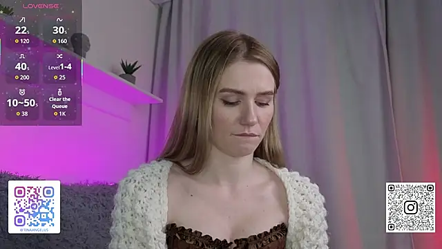 TinaAngel Chat XXX in diretta