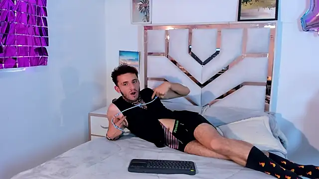 Curlystartt Webcam Show