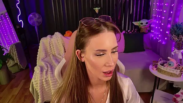 plugmyHDMI Live XXX-Chat