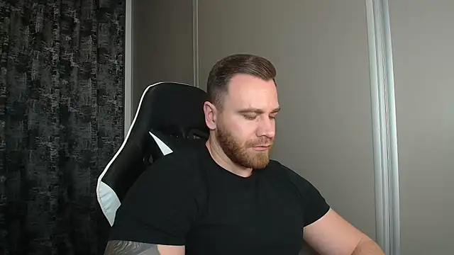 Thori92 Chat XXX live