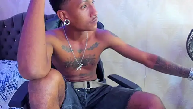 ManSant Chat XXX live