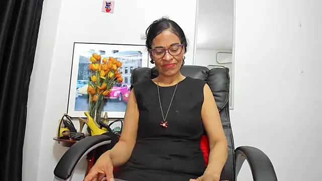 Aries_Mature Chat XXX in diretta